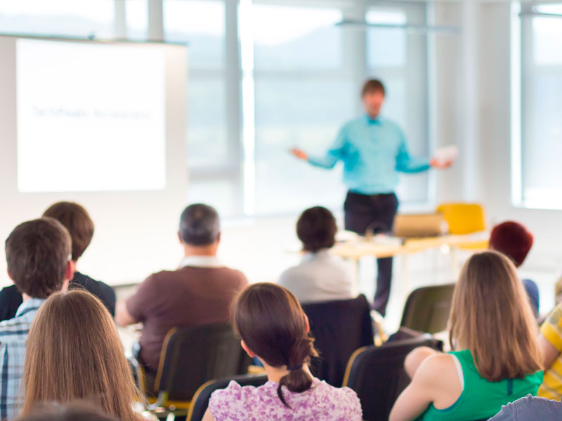 Palestras e Seminários Petrologística