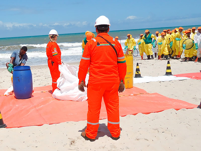 Treinamentos em proteção ambiental - Petrologística